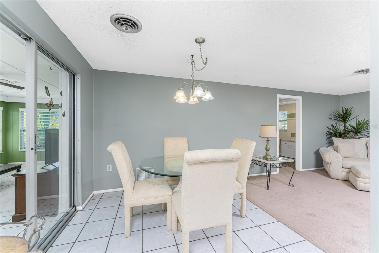 Image 20 of 58 For 1365 De Prie Road