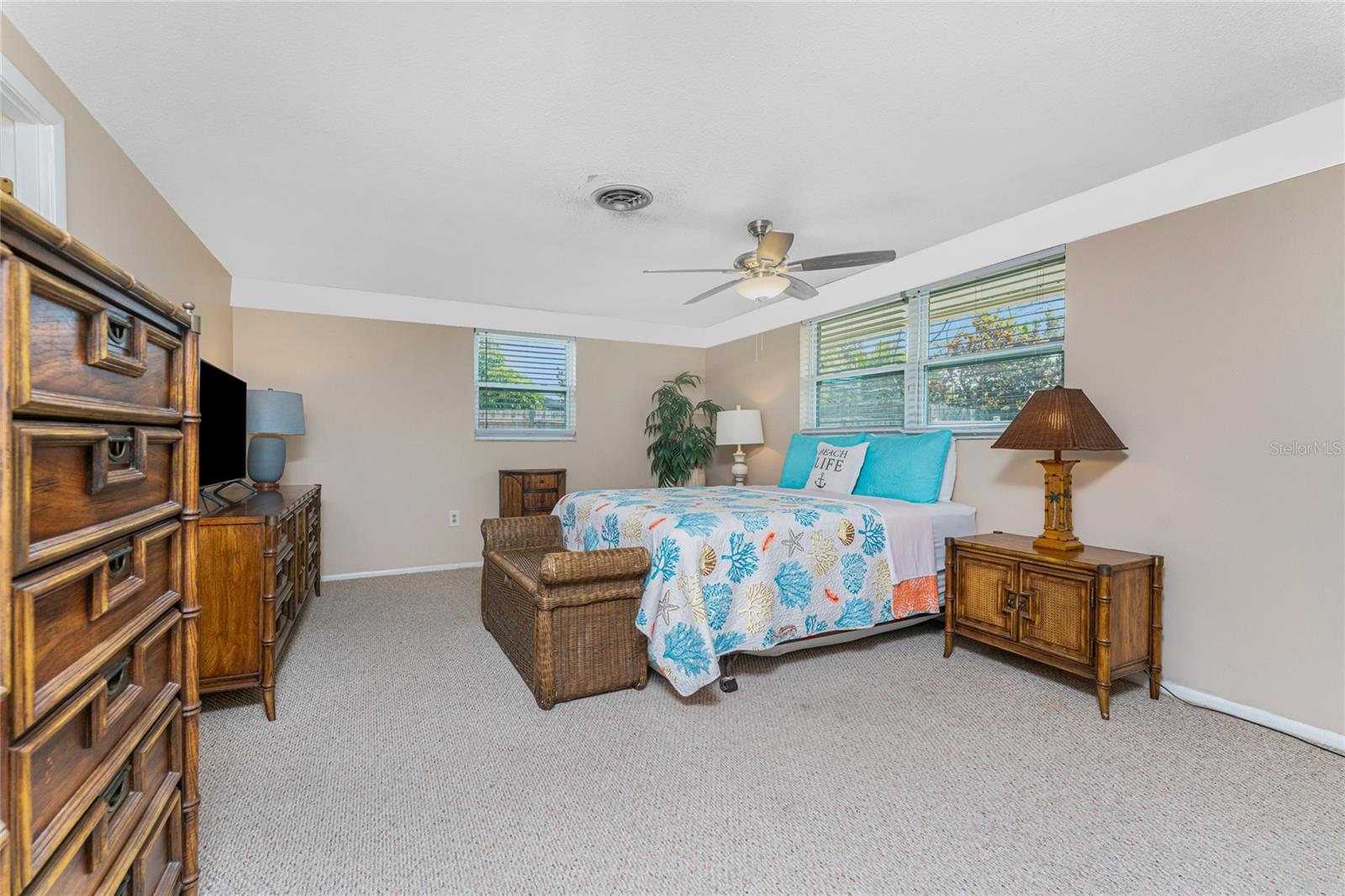 Image 21 of 58 For 1365 De Prie Road