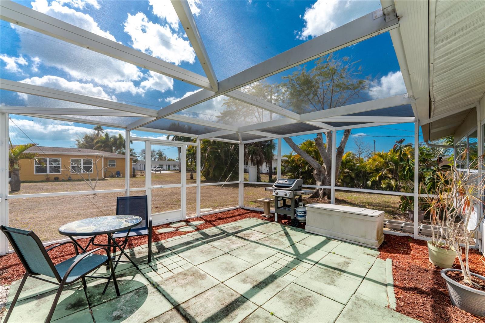 Image 3 of 58 For 1365 De Prie Road