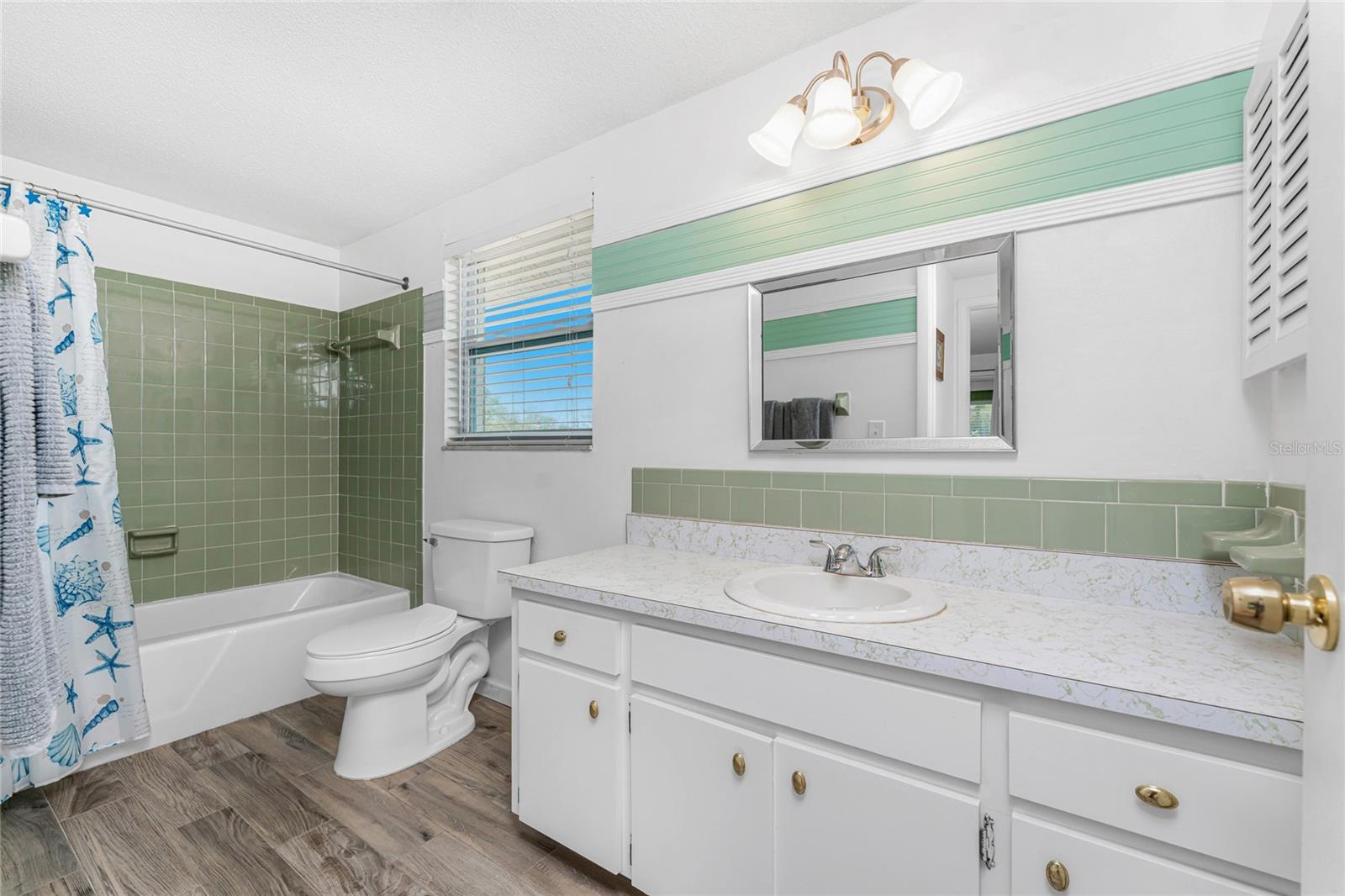 Image 31 of 58 For 1365 De Prie Road