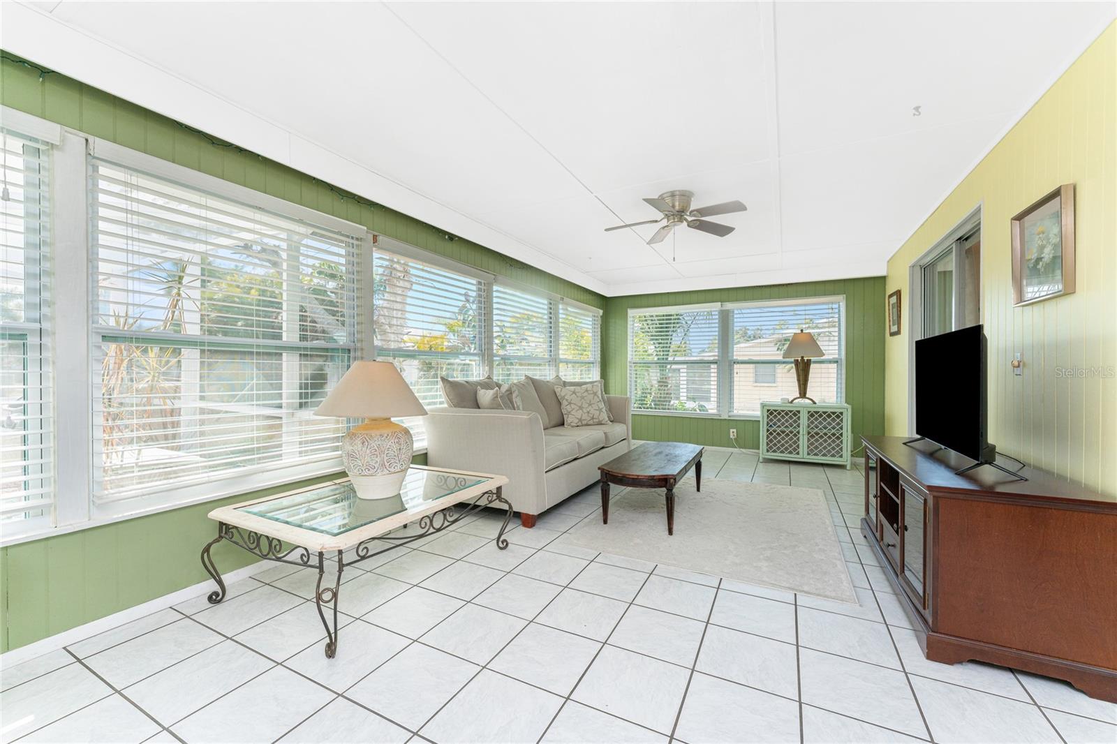 Image 34 of 58 For 1365 De Prie Road