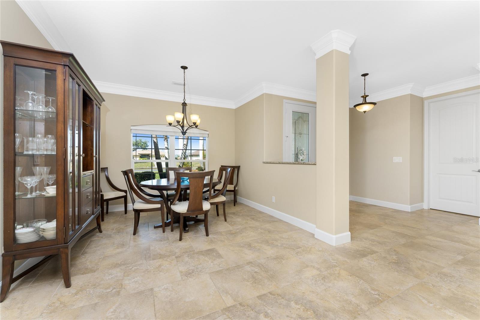 Image 11 of 65 For 250 Rotonda Boulevard N