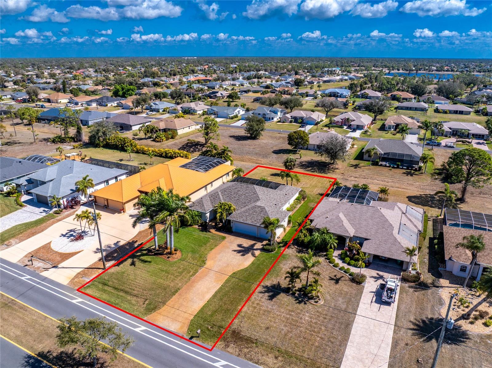 Image 2 of 65 For 250 Rotonda Boulevard N