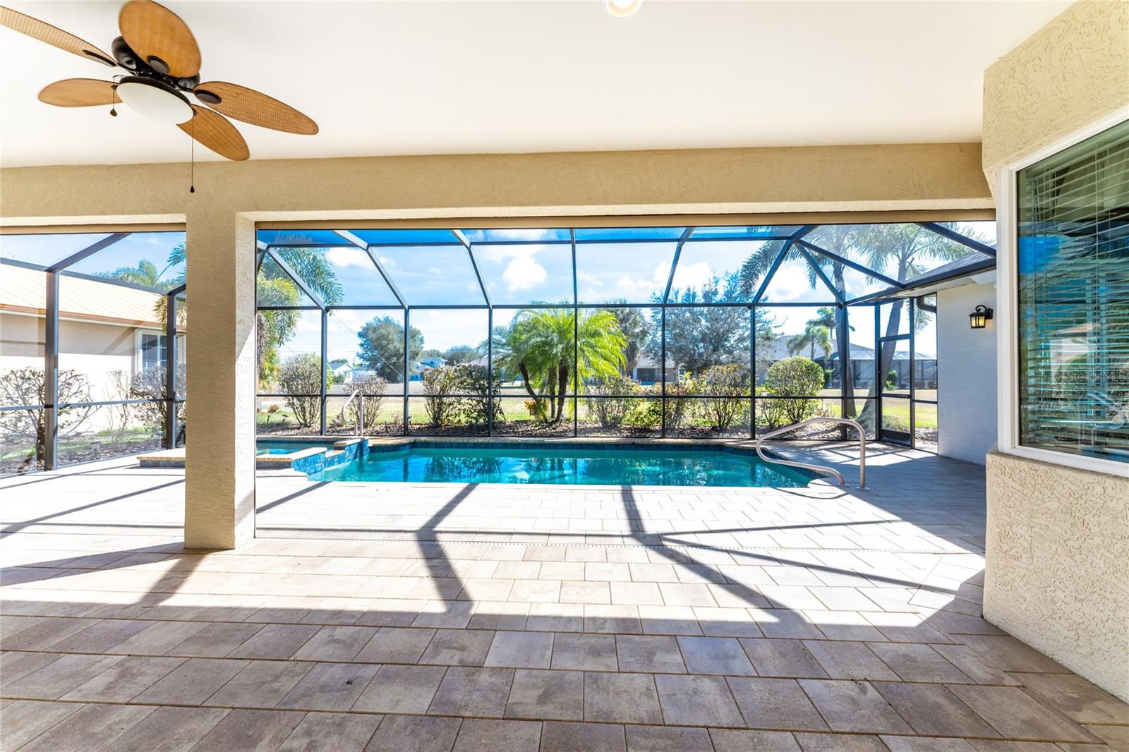 Image 38 of 65 For 250 Rotonda Boulevard N