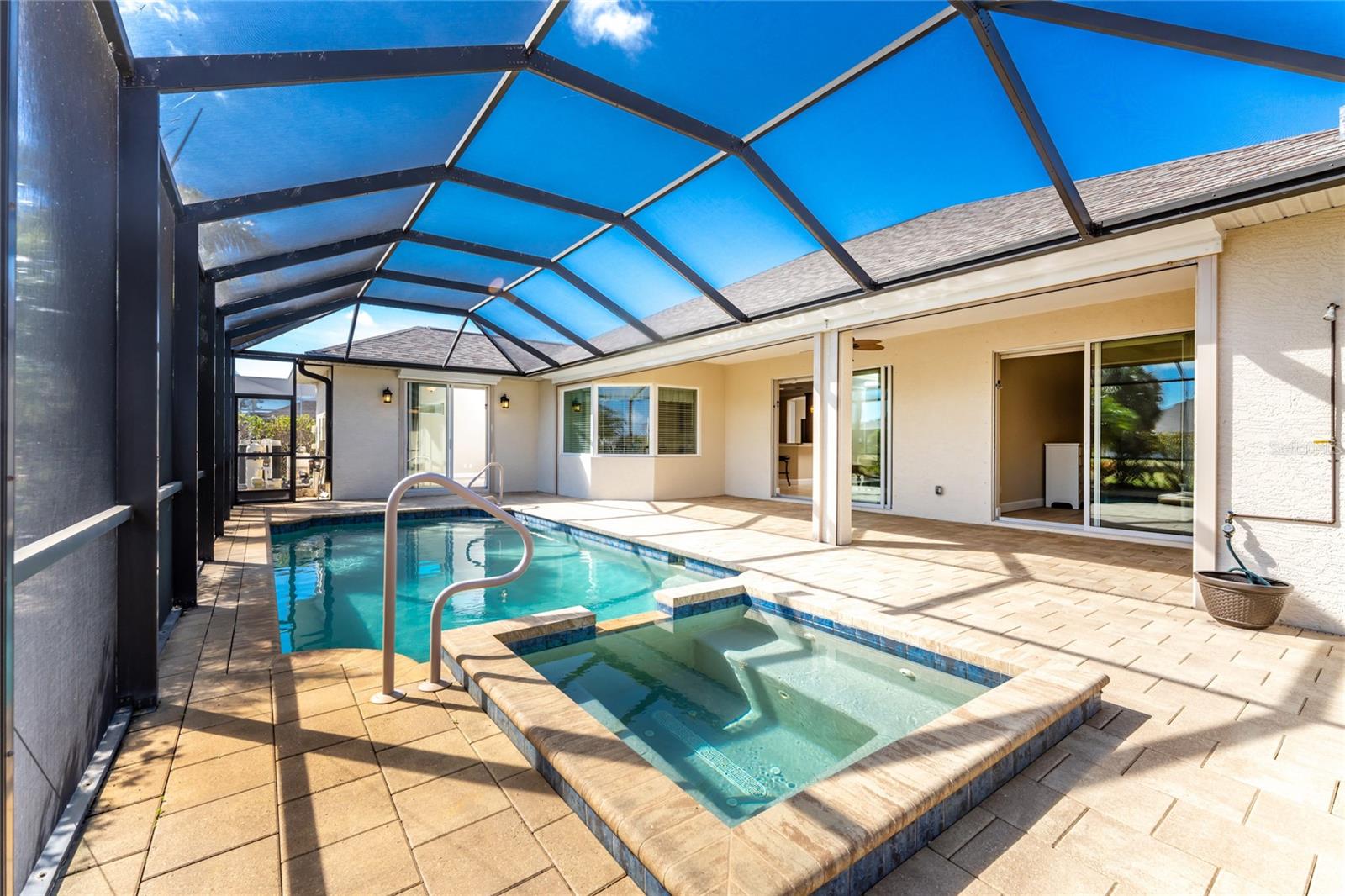 Image 43 of 65 For 250 Rotonda Boulevard N