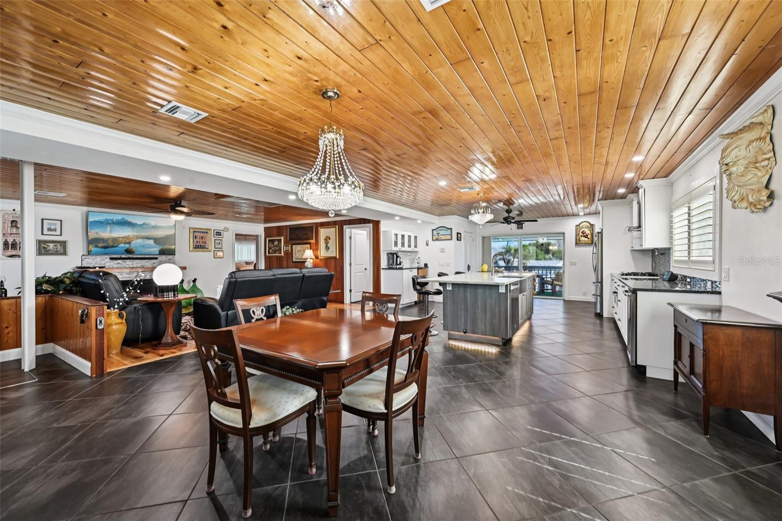 Image 21 of 64 For 10467 Sherman Street