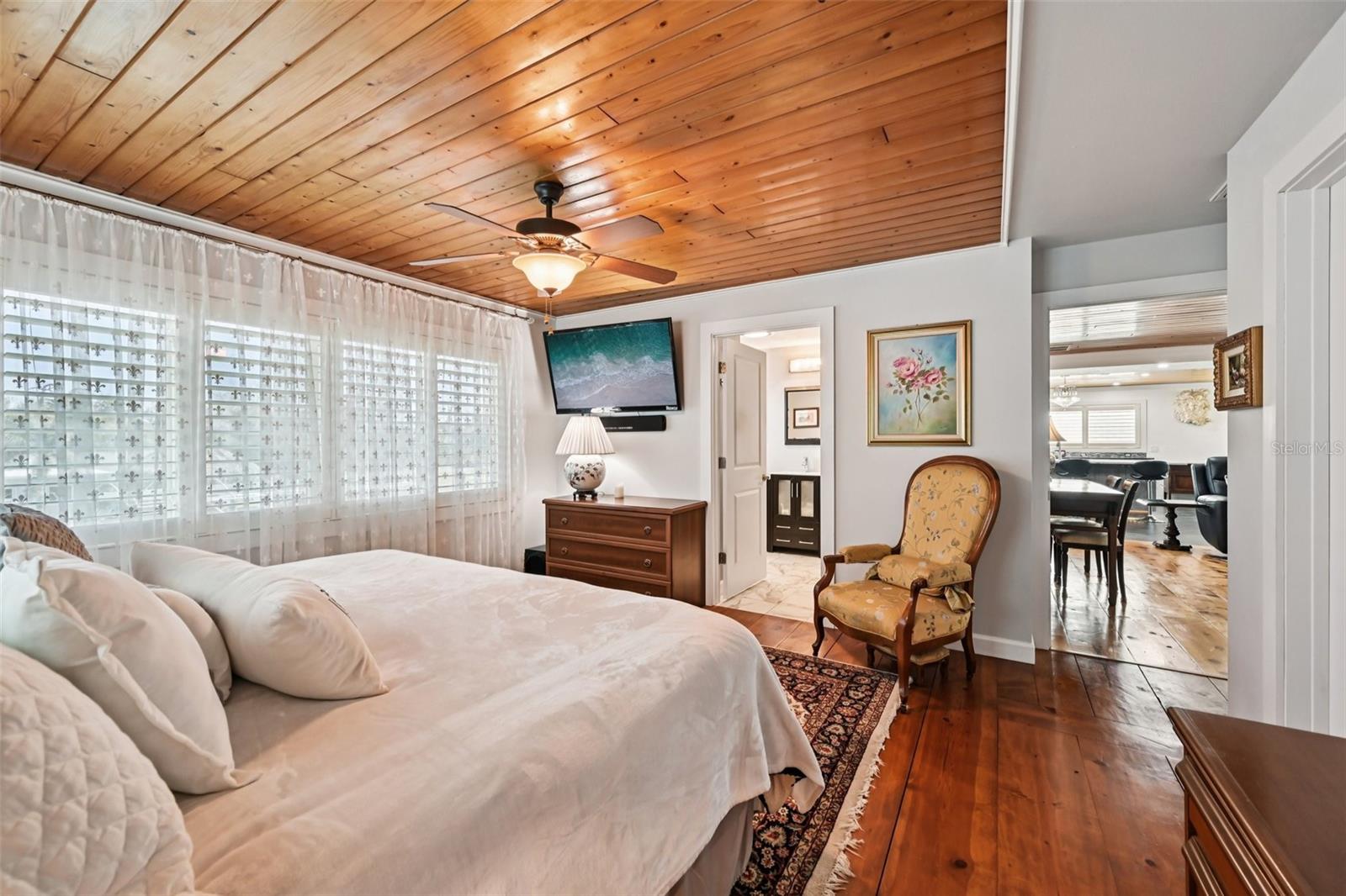 Image 26 of 64 For 10467 Sherman Street