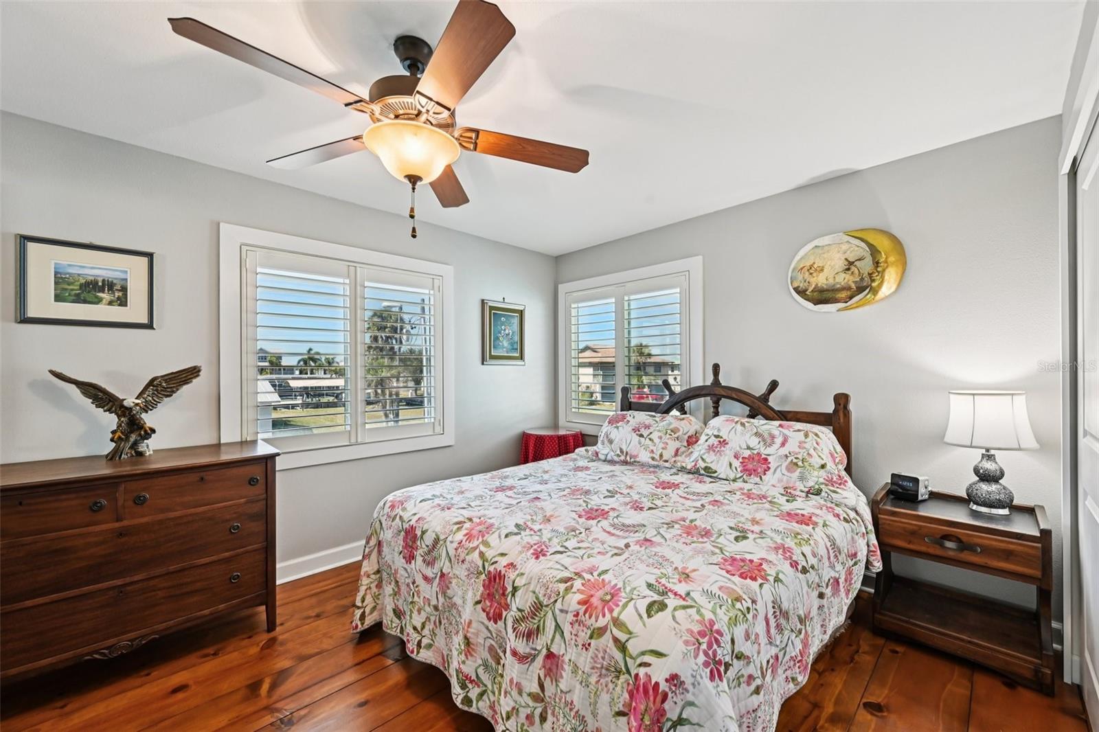 Image 32 of 64 For 10467 Sherman Street