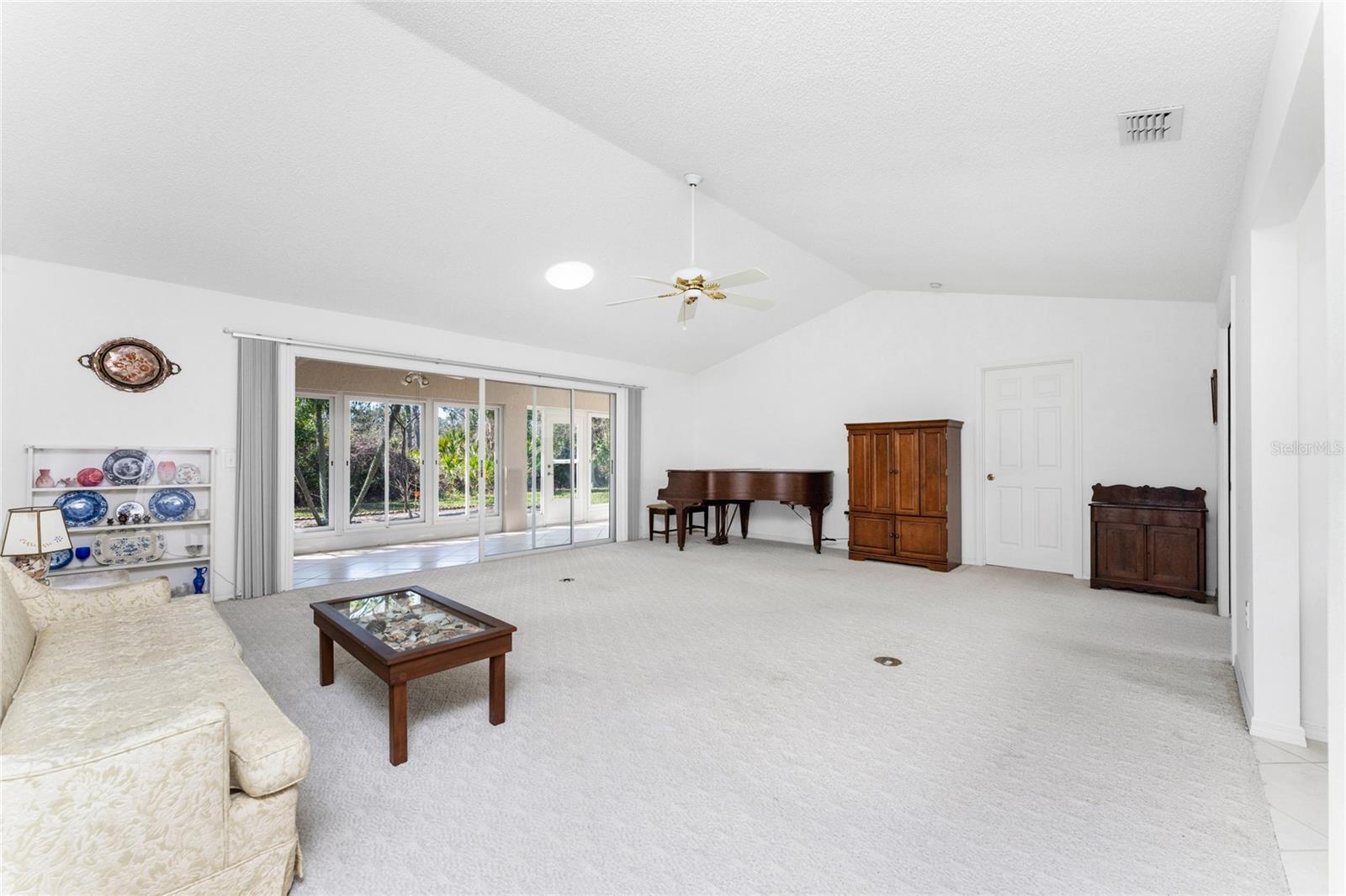 Image 16 of 66 For 257 Park Forest Boulevard