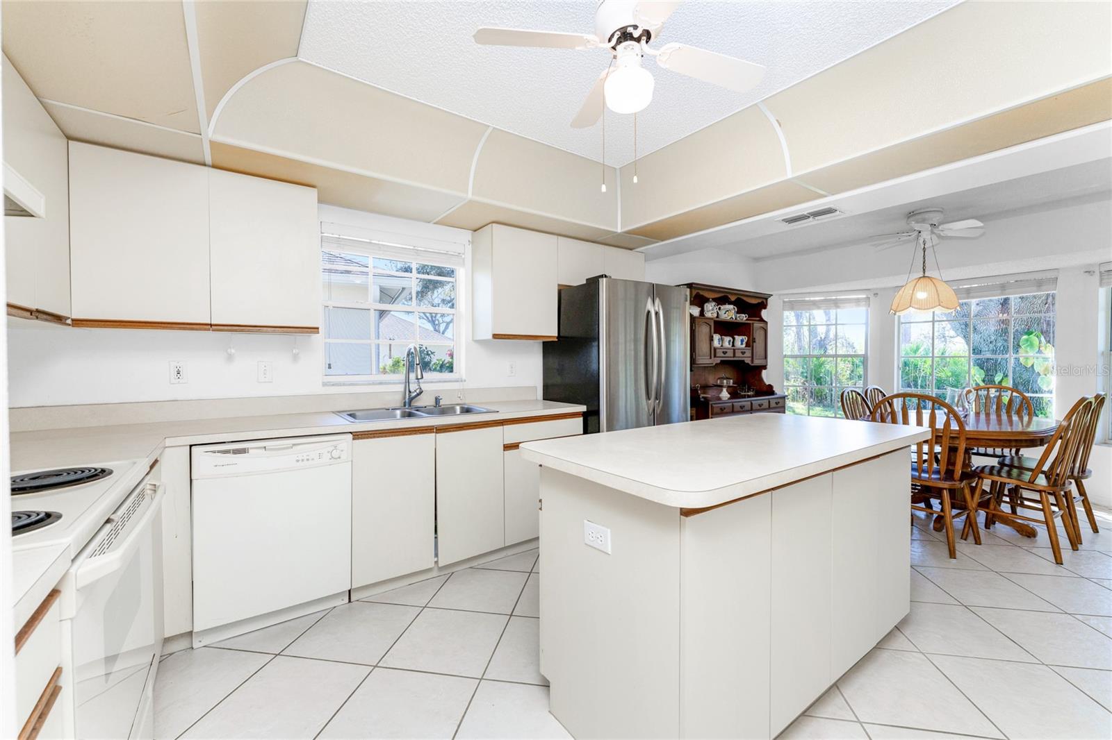 Image 22 of 66 For 257 Park Forest Boulevard