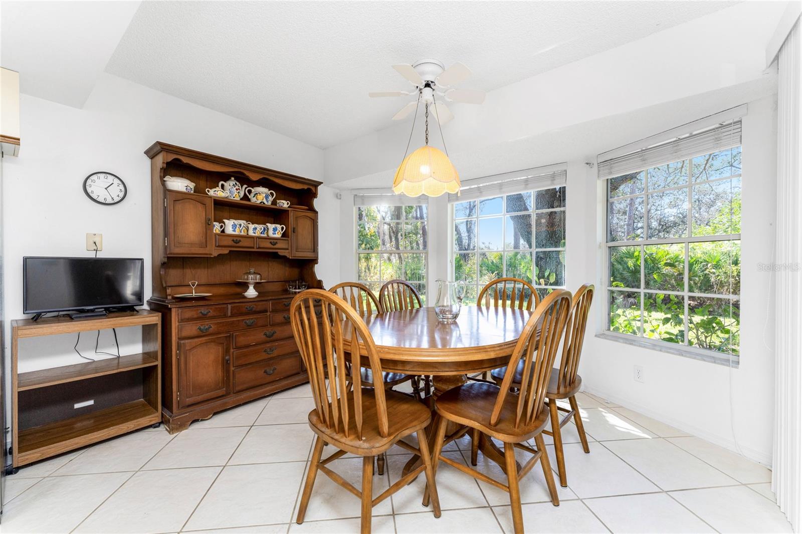 Image 23 of 66 For 257 Park Forest Boulevard