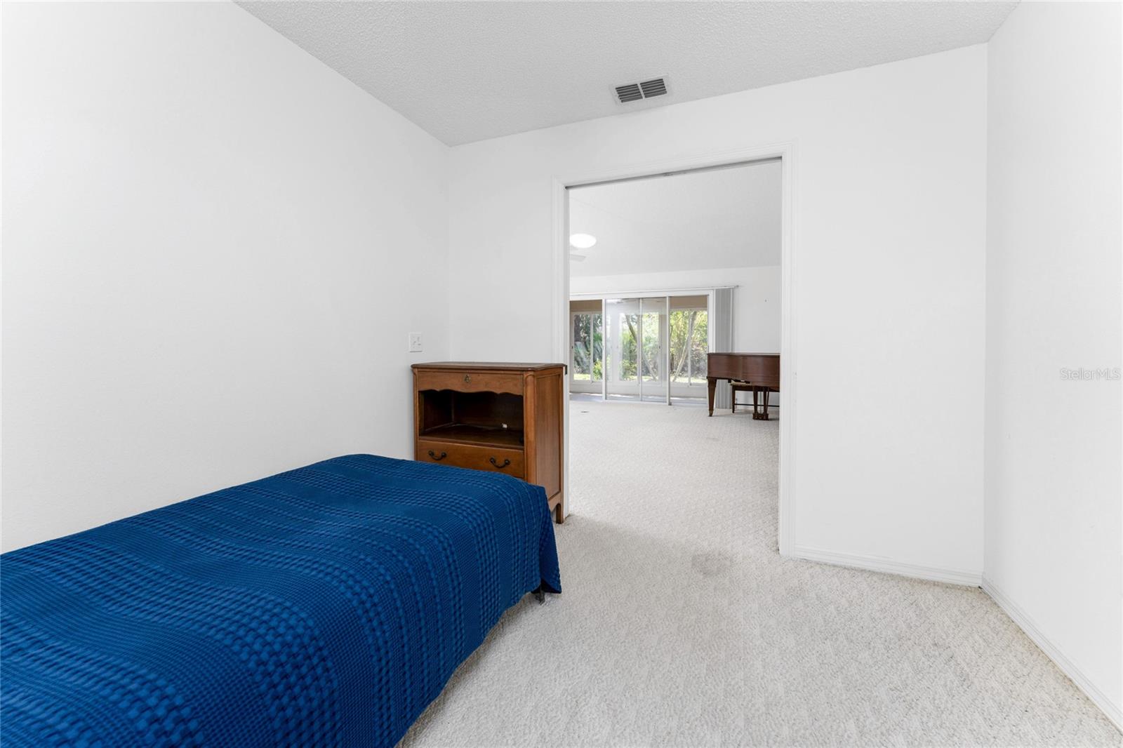 Image 34 of 66 For 257 Park Forest Boulevard