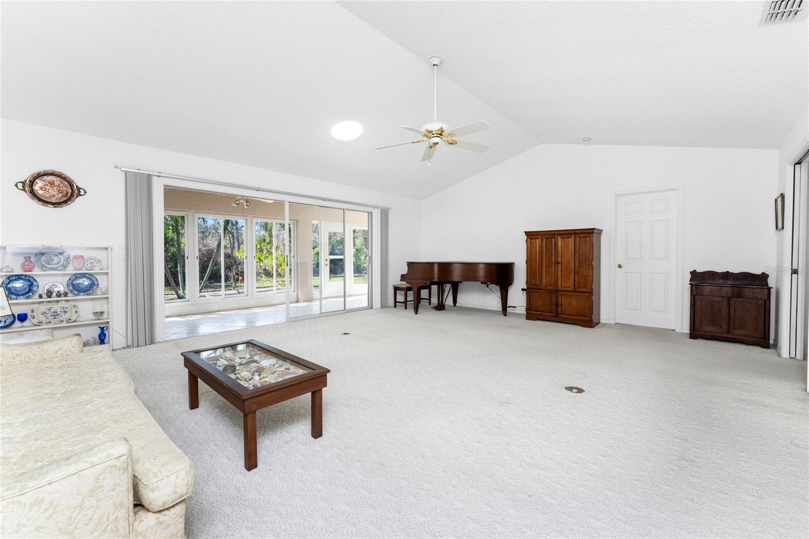 Image 5 of 66 For 257 Park Forest Boulevard