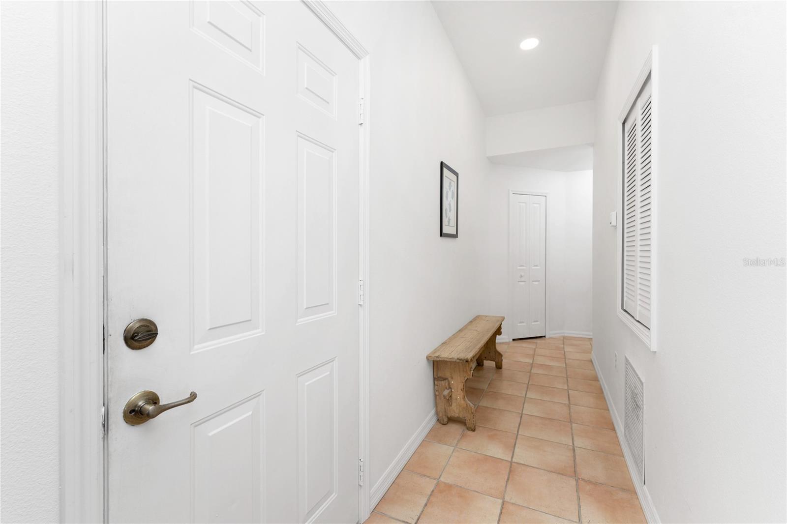 Image 26 of 68 For 1400 Beach Road 1