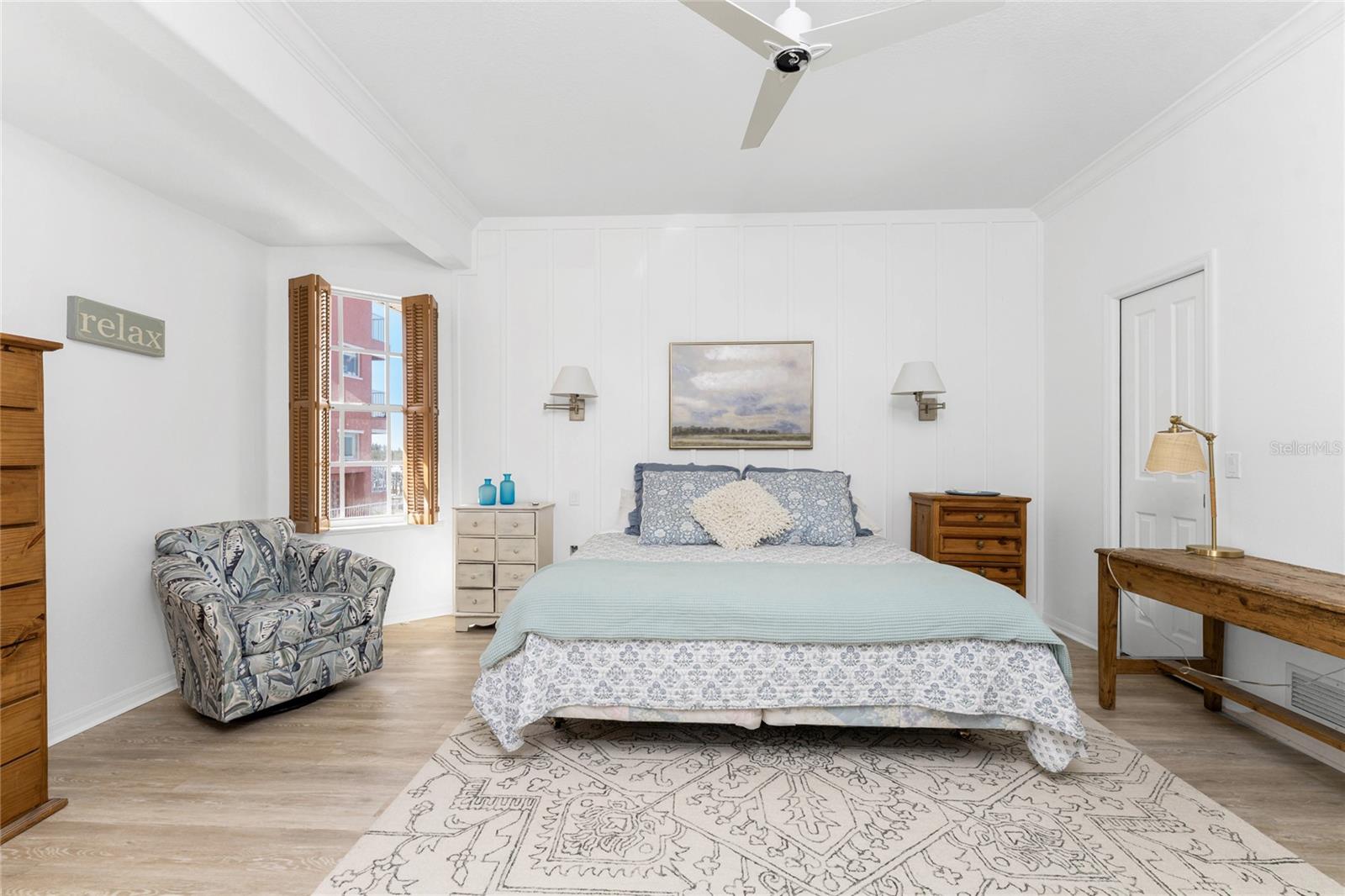 Image 28 of 68 For 1400 Beach Road 1