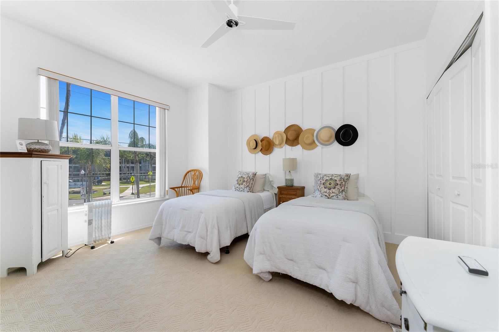 Image 34 of 68 For 1400 Beach Road 1