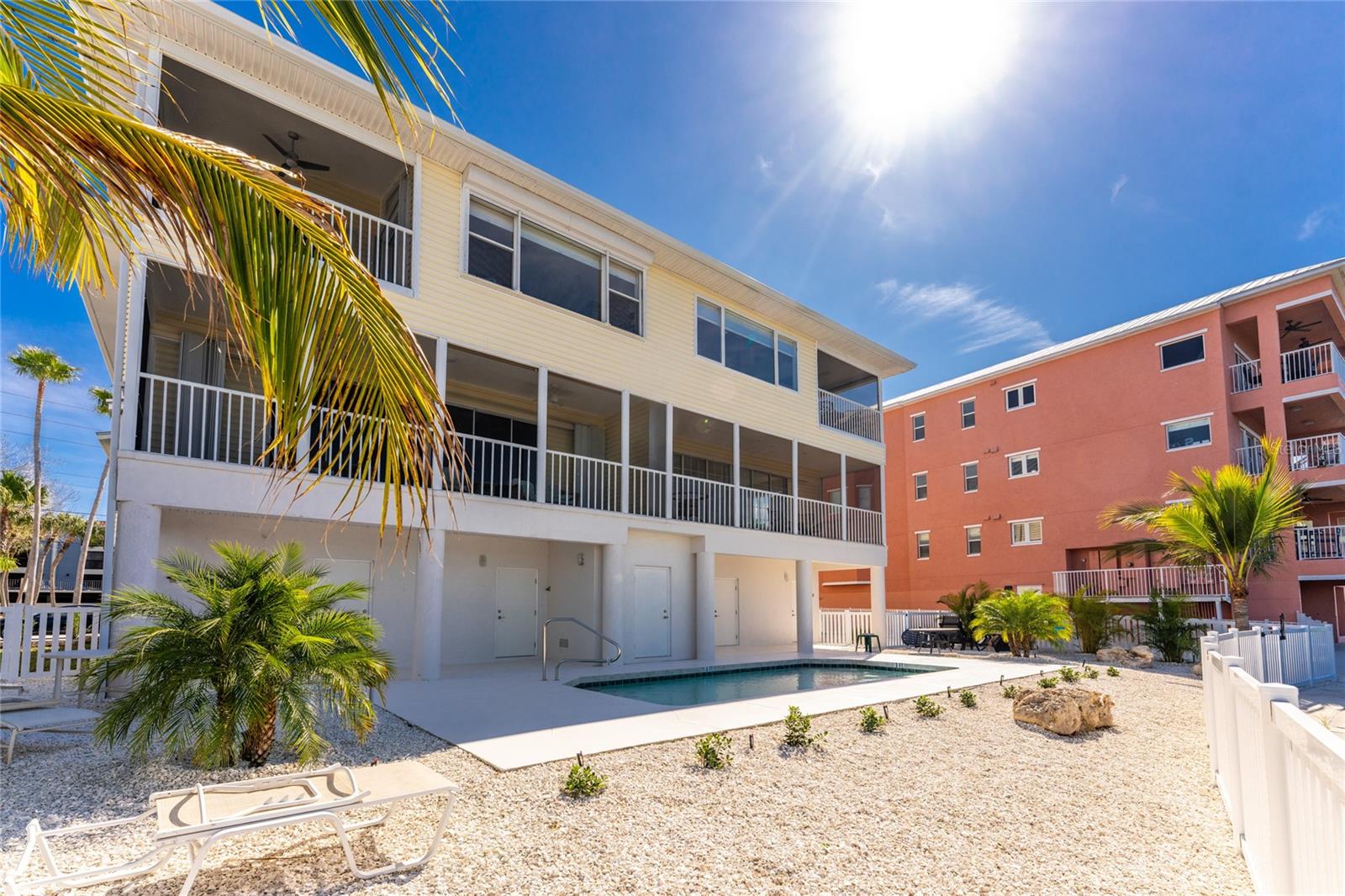 Image 43 of 68 For 1400 Beach Road 1