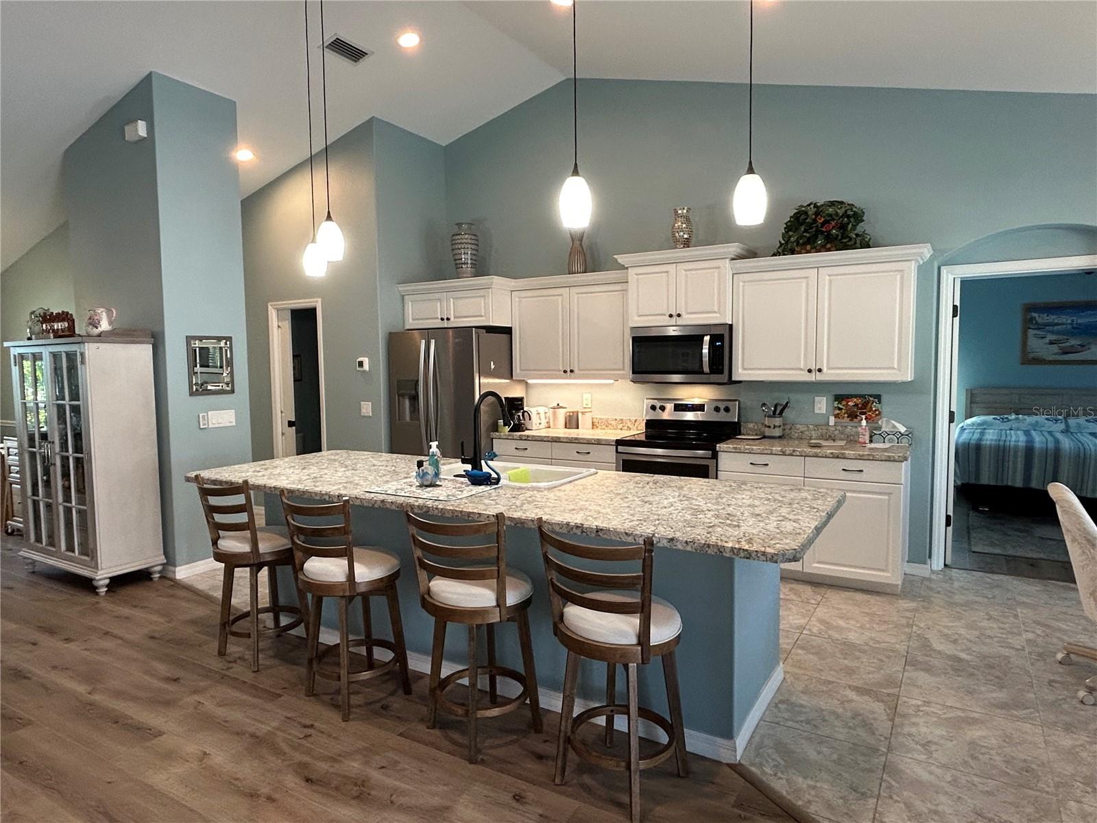 Image 6 of 27 For 108 Beryl Drive