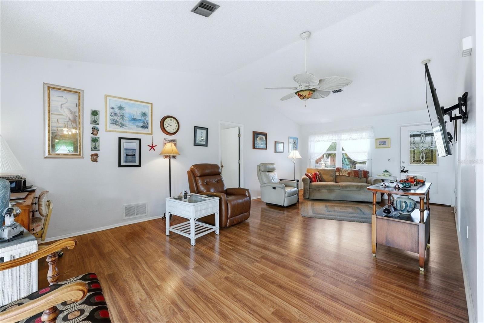 Image 10 of 53 For 9075 Big Star Avenue