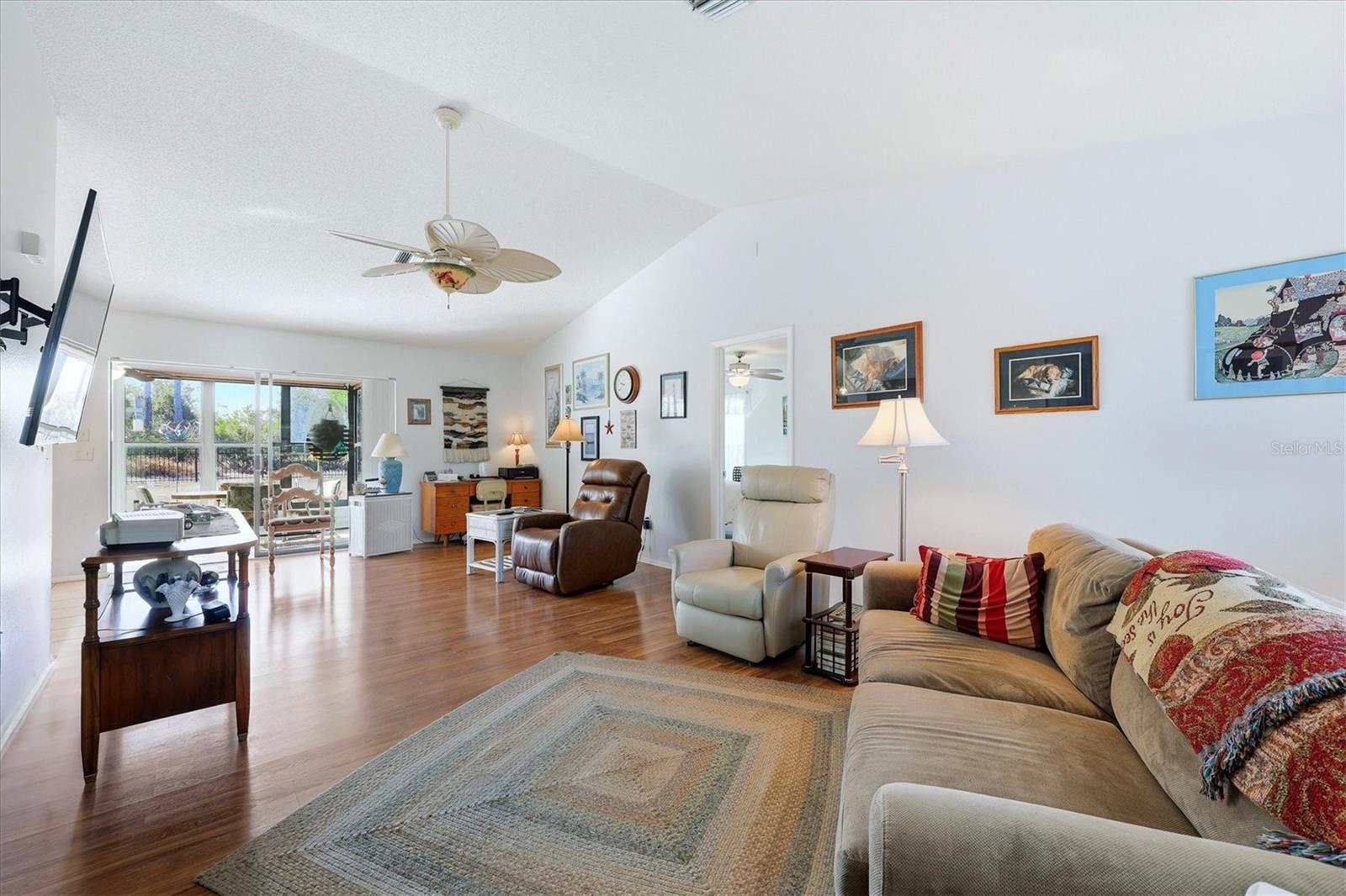 Image 5 of 53 For 9075 Big Star Avenue