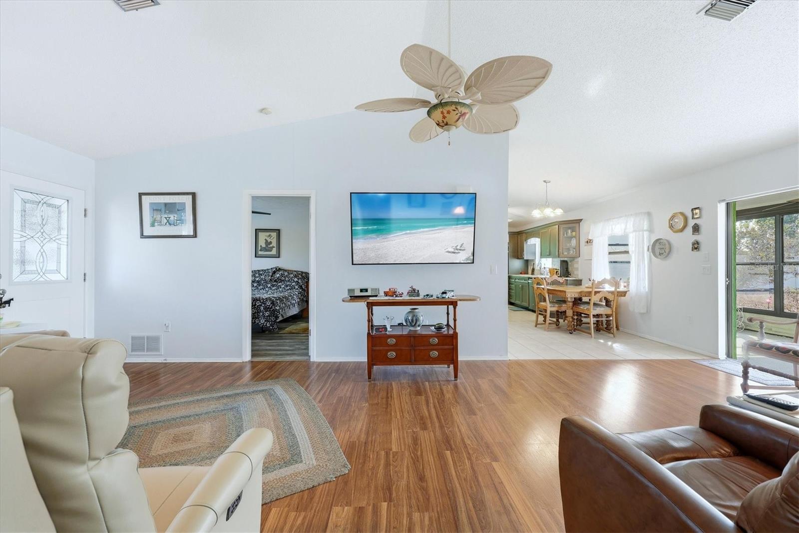 Image 7 of 53 For 9075 Big Star Avenue