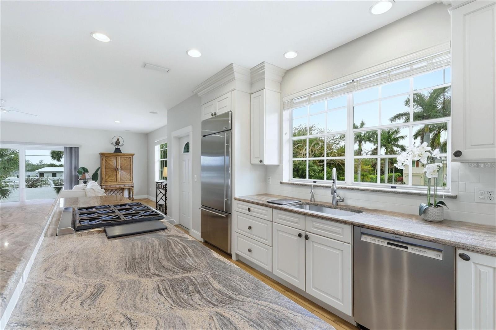 Image 17 of 47 For 281 Seabreeze Court