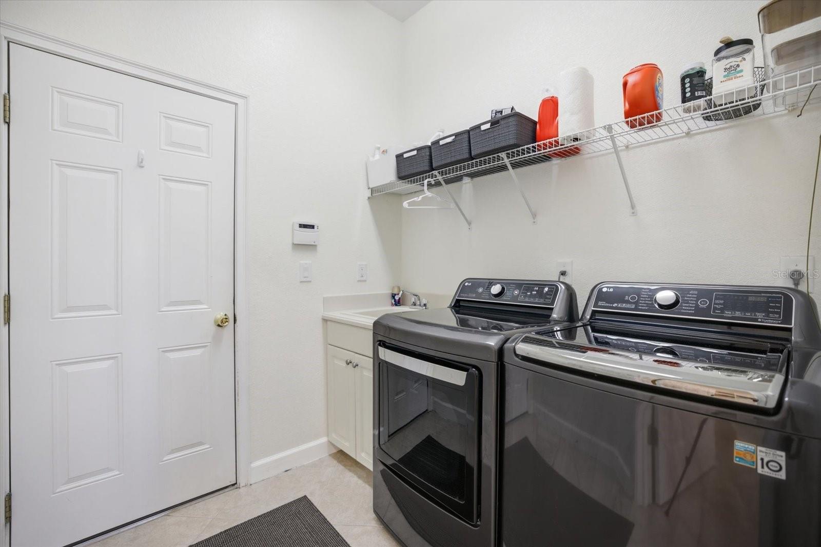 Image 24 of 59 For 134 Medici Terrace Terrace