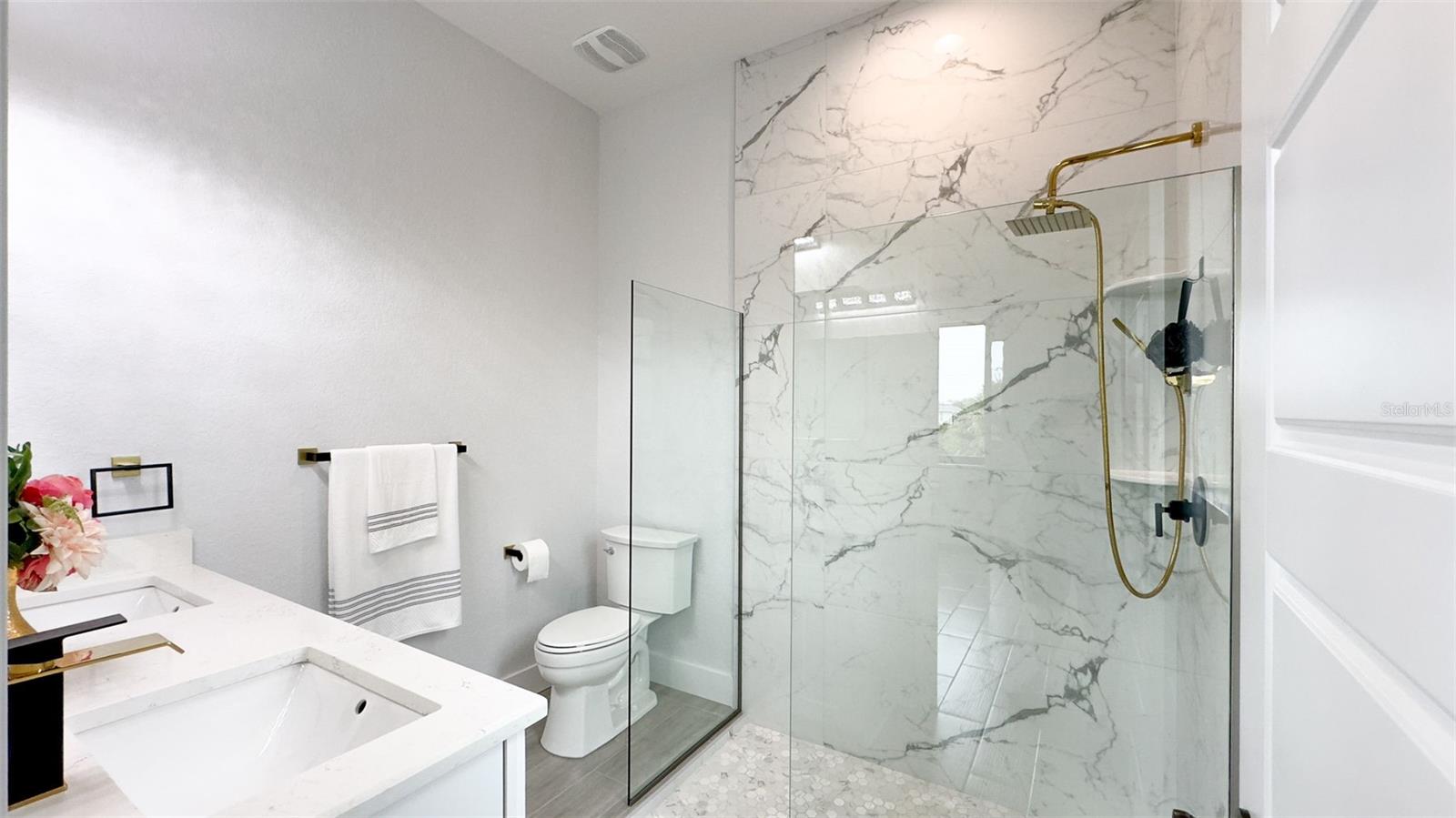 Image 22 of 30 For 178 Lime Tree Park