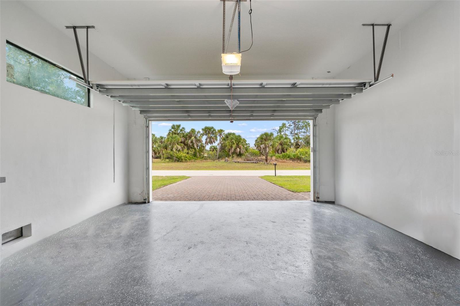 Image 30 of 30 For 178 Lime Tree Park