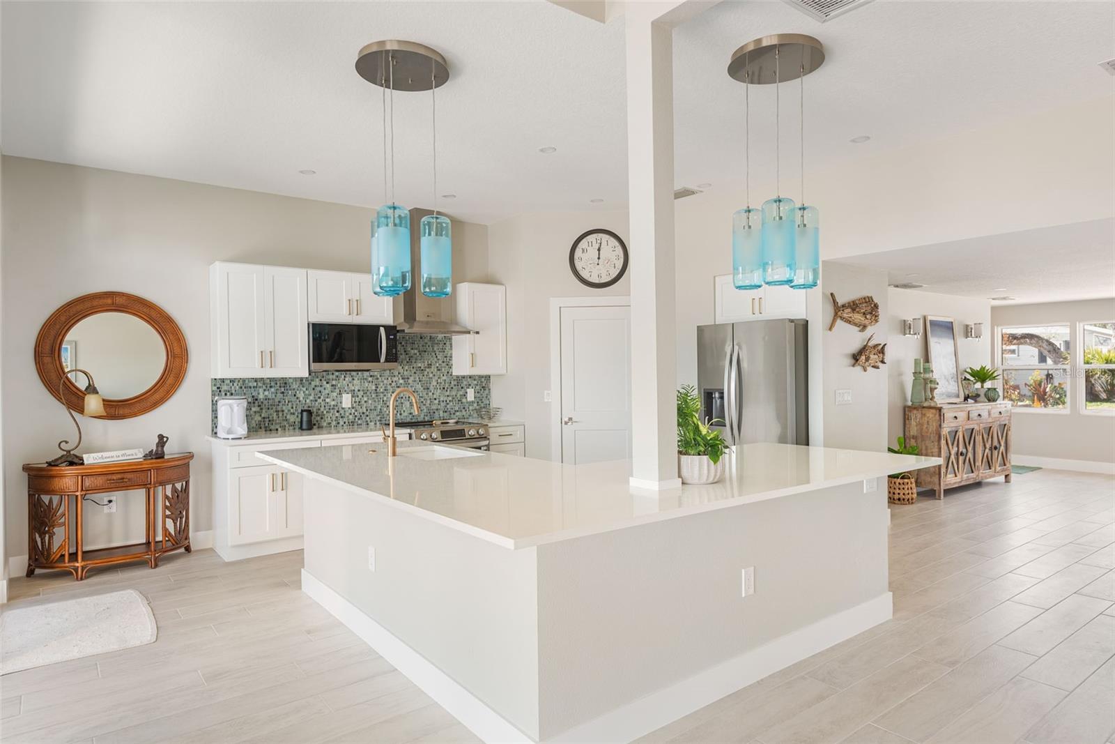 Image 18 of 96 For 4087 Pelican Shores Circle