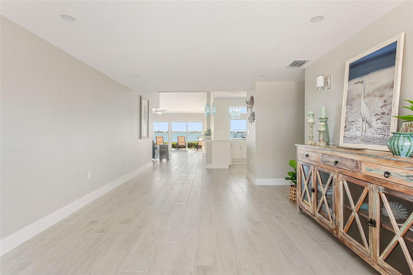 Image 21 of 96 For 4087 Pelican Shores Circle