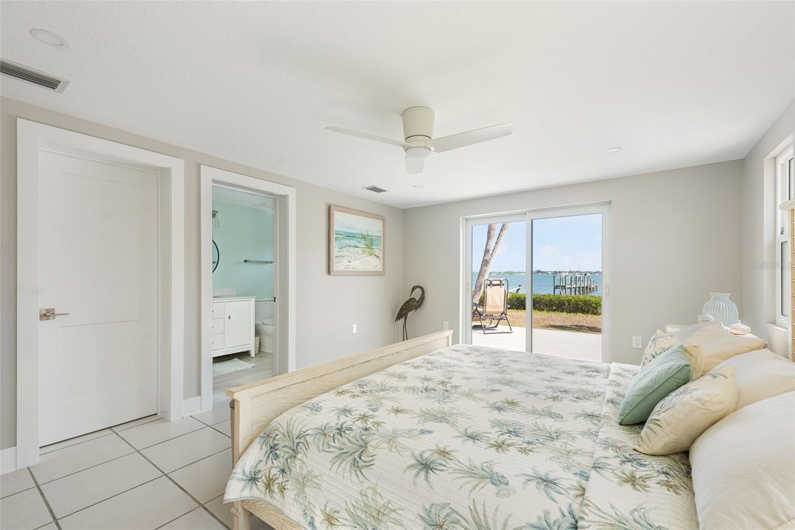 Image 34 of 96 For 4087 Pelican Shores Circle