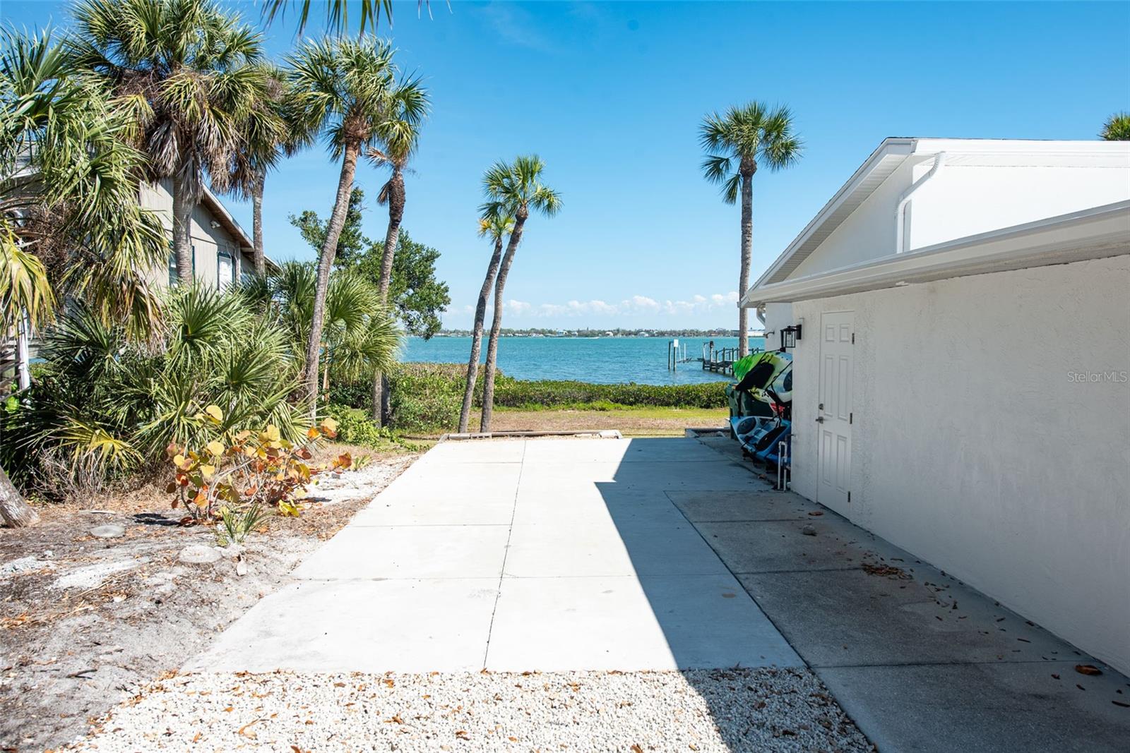 Image 64 of 96 For 4087 Pelican Shores Circle