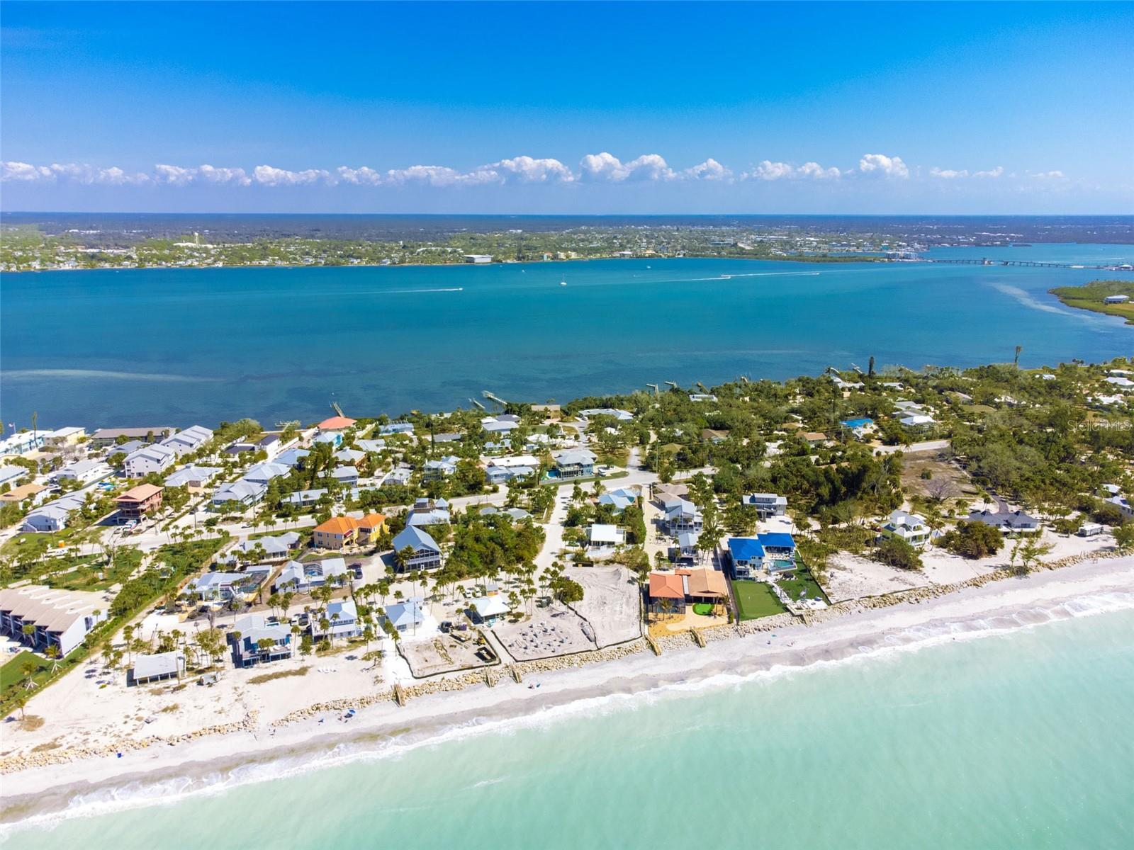 Image 80 of 96 For 4087 Pelican Shores Circle