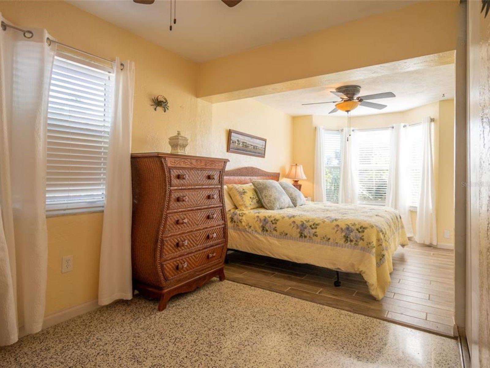 Image 11 of 18 For 2456 Elkcam Boulevard