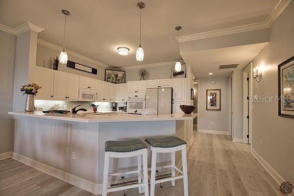 Listing photo id 25 for 11220 Hacienda Del Mar Boulevard 204