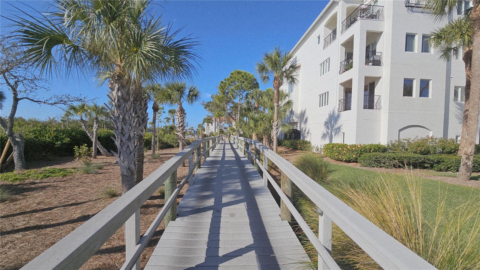 Listing photo id 45 for 11220 Hacienda Del Mar Boulevard 204