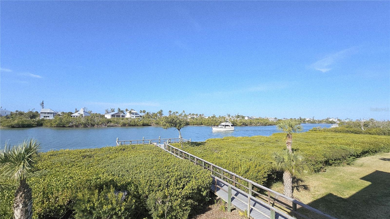 Listing photo id 53 for 11220 Hacienda Del Mar Boulevard 204