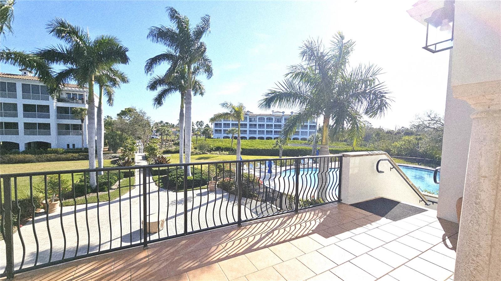 Listing photo id 58 for 11220 Hacienda Del Mar Boulevard 204