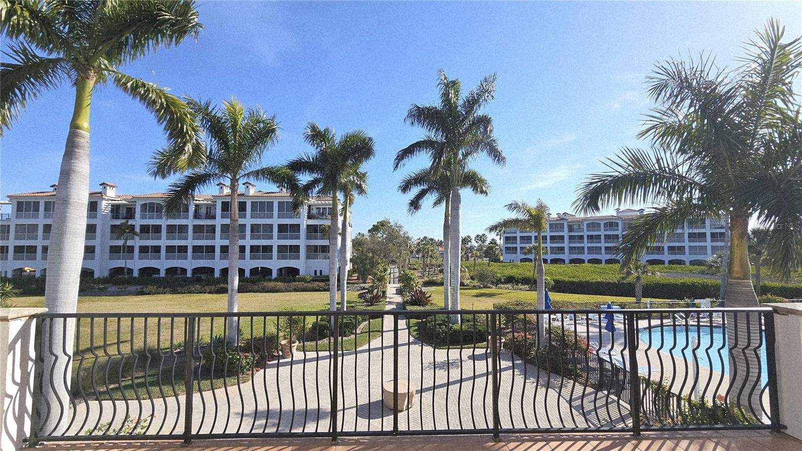 Listing photo id 60 for 11220 Hacienda Del Mar Boulevard 204