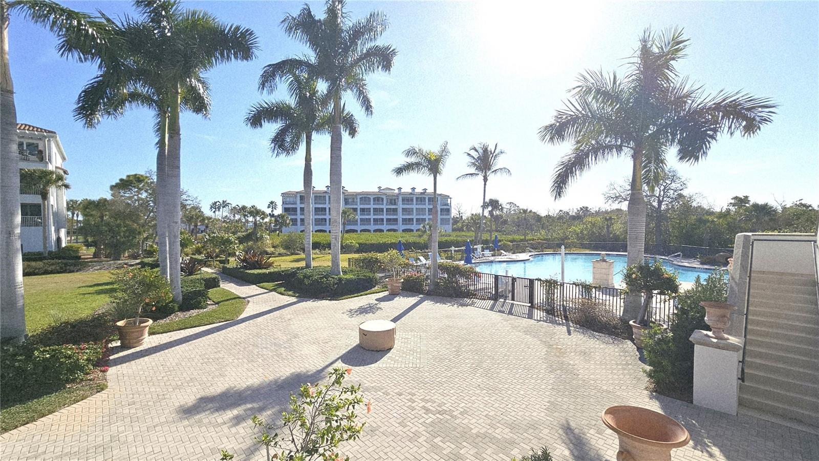 Listing photo id 61 for 11220 Hacienda Del Mar Boulevard 204