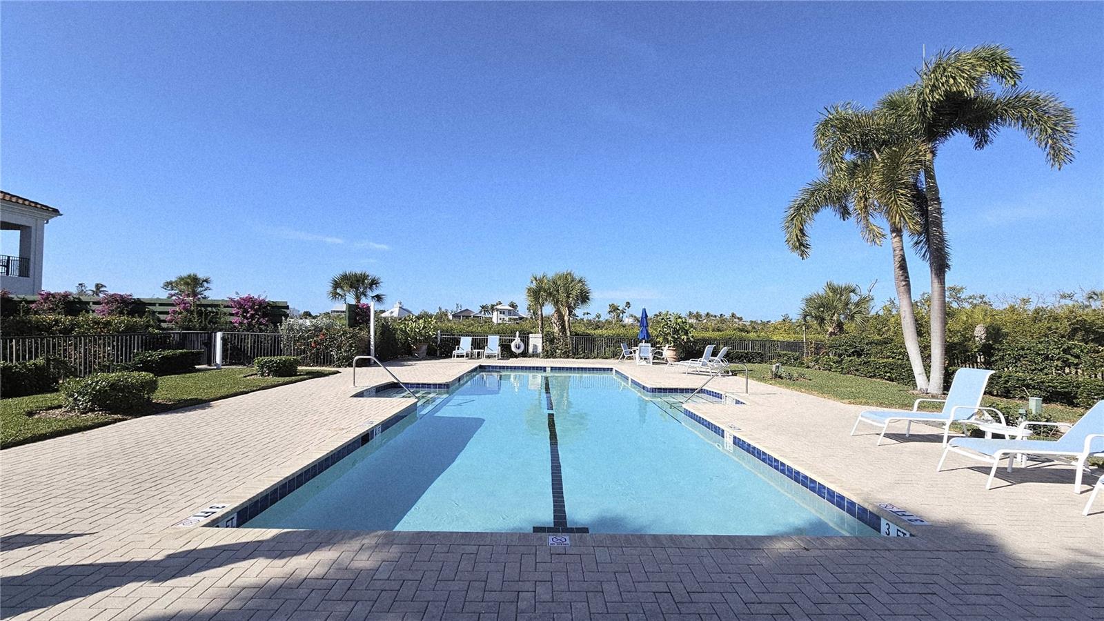 Listing photo id 63 for 11220 Hacienda Del Mar Boulevard 204