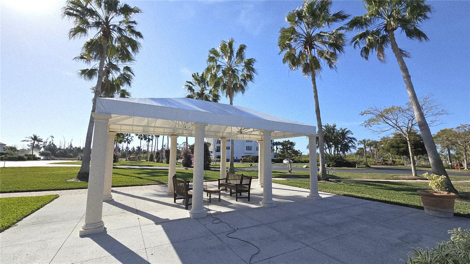 Listing photo id 67 for 11220 Hacienda Del Mar Boulevard 204