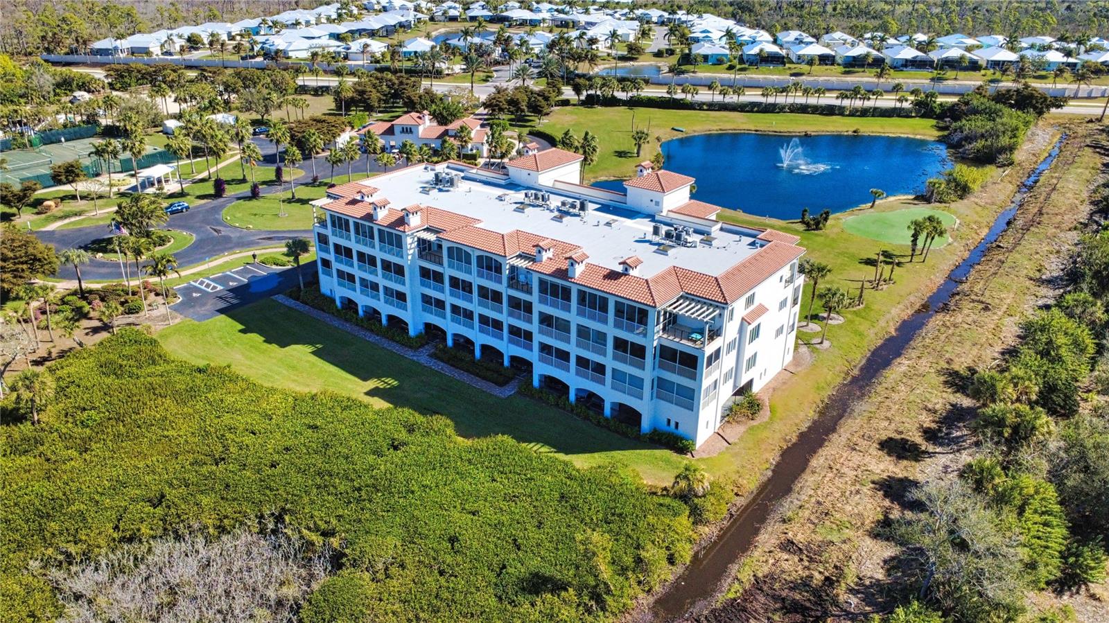 Listing photo id 76 for 11220 Hacienda Del Mar Boulevard 204