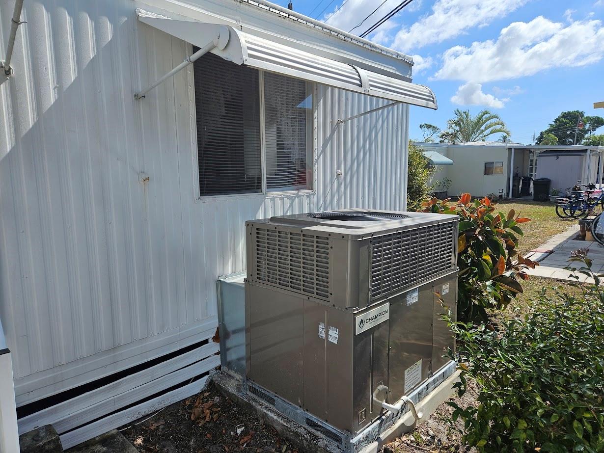 Image 30 of 52 For 1800 Englewood Road 35