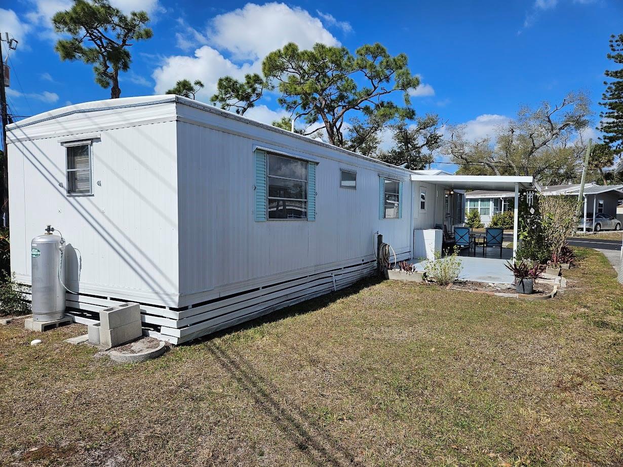 Image 31 of 52 For 1800 Englewood Road 35