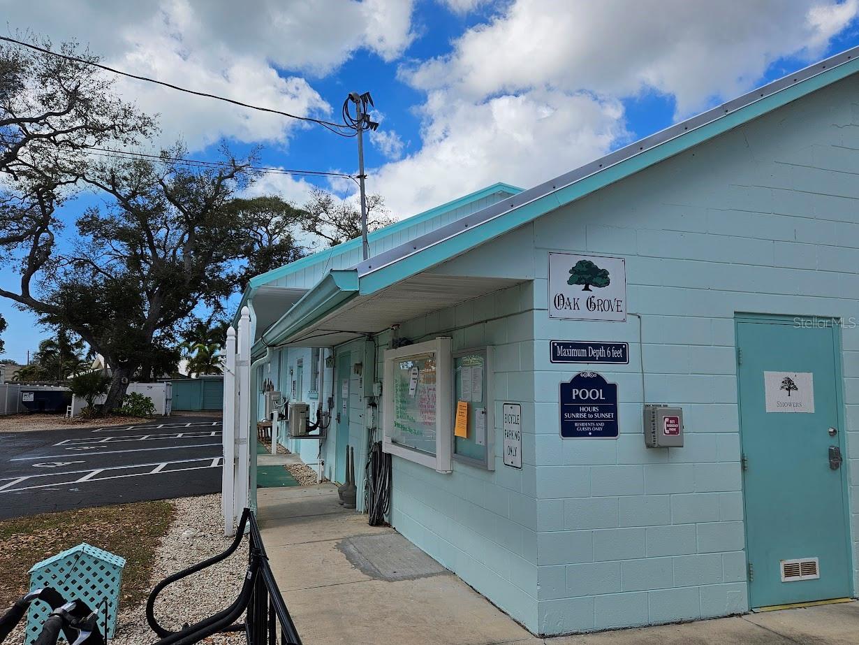 Image 41 of 52 For 1800 Englewood Road 35