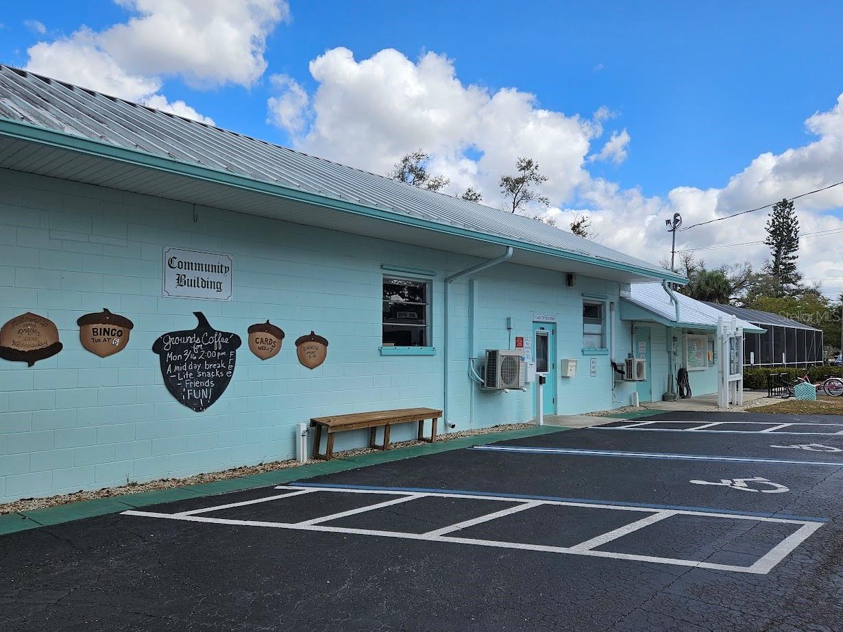 Image 44 of 52 For 1800 Englewood Road 35