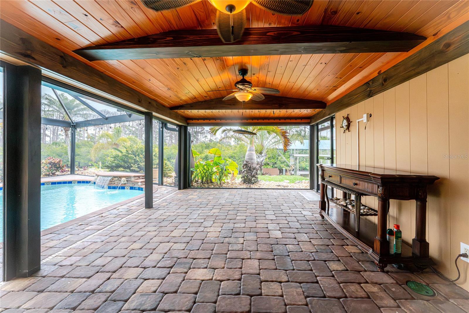 Image 15 of 61 For 2186 Oyster Creek Drive