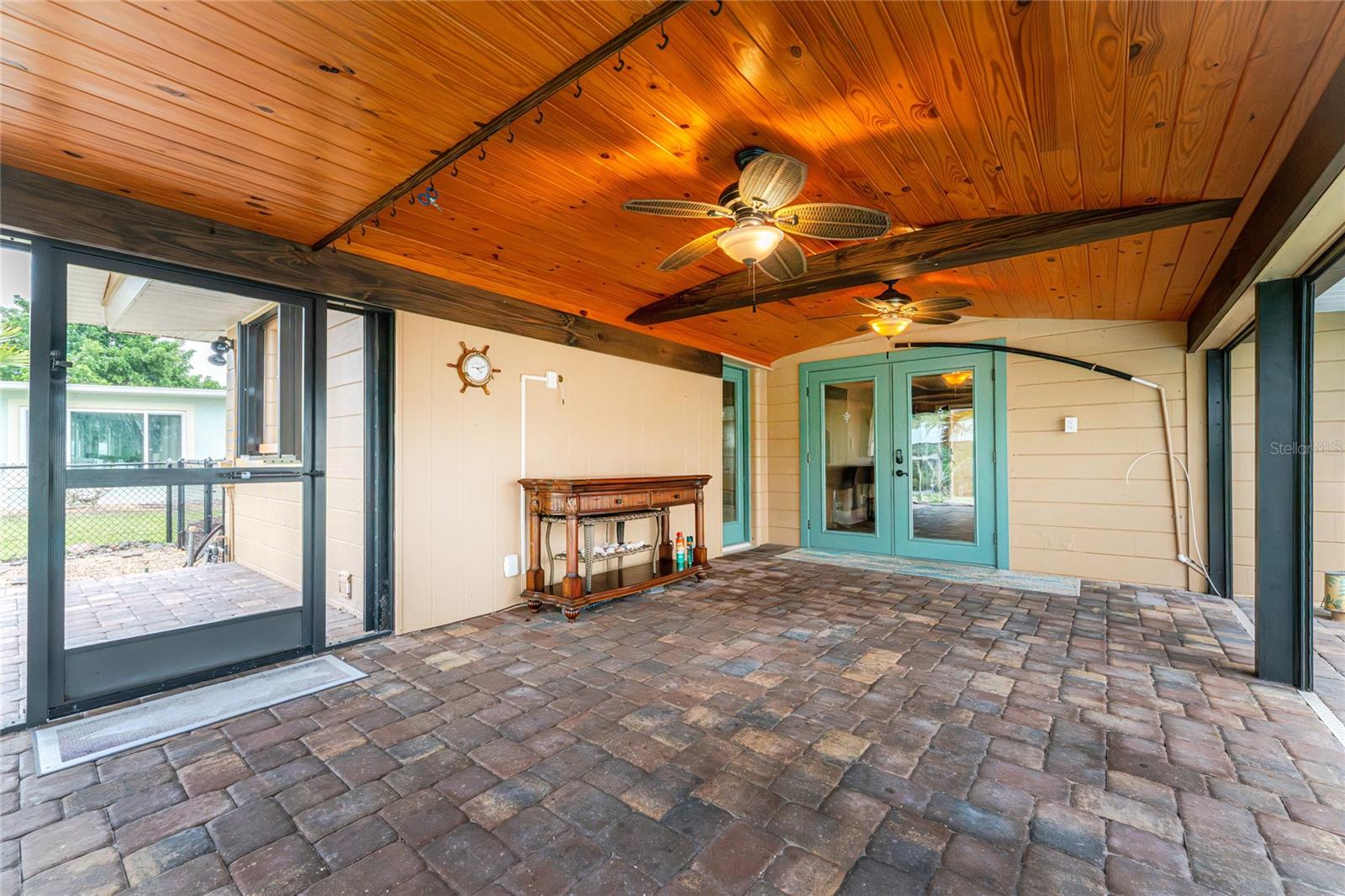 Image 17 of 61 For 2186 Oyster Creek Drive